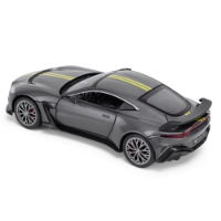 Die Cast 1:24 scale Aston Martin Vantage V12 - Grey