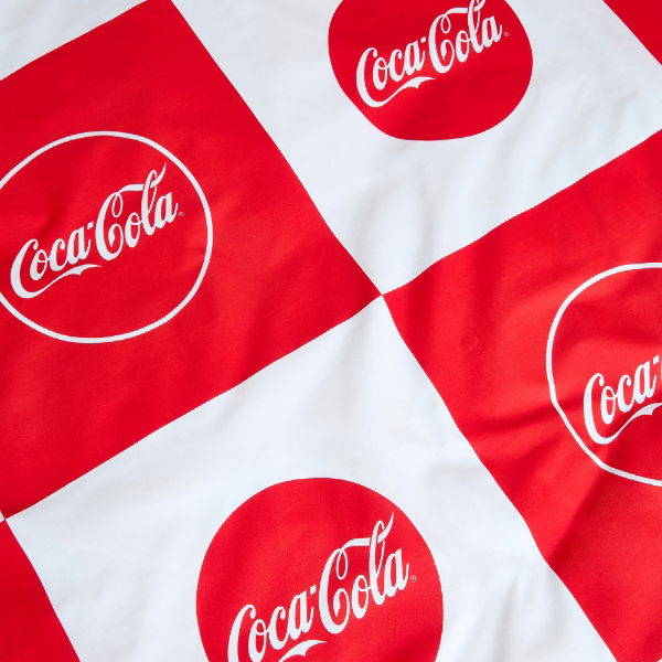 Coca-Cola Officially Licensed Core Duvet Set - Single