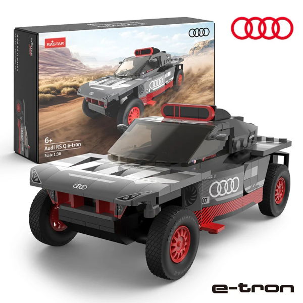 1:30 Audi RS Q e-tron Bricks